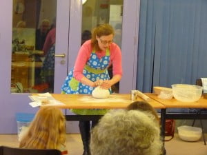 Shaping breads